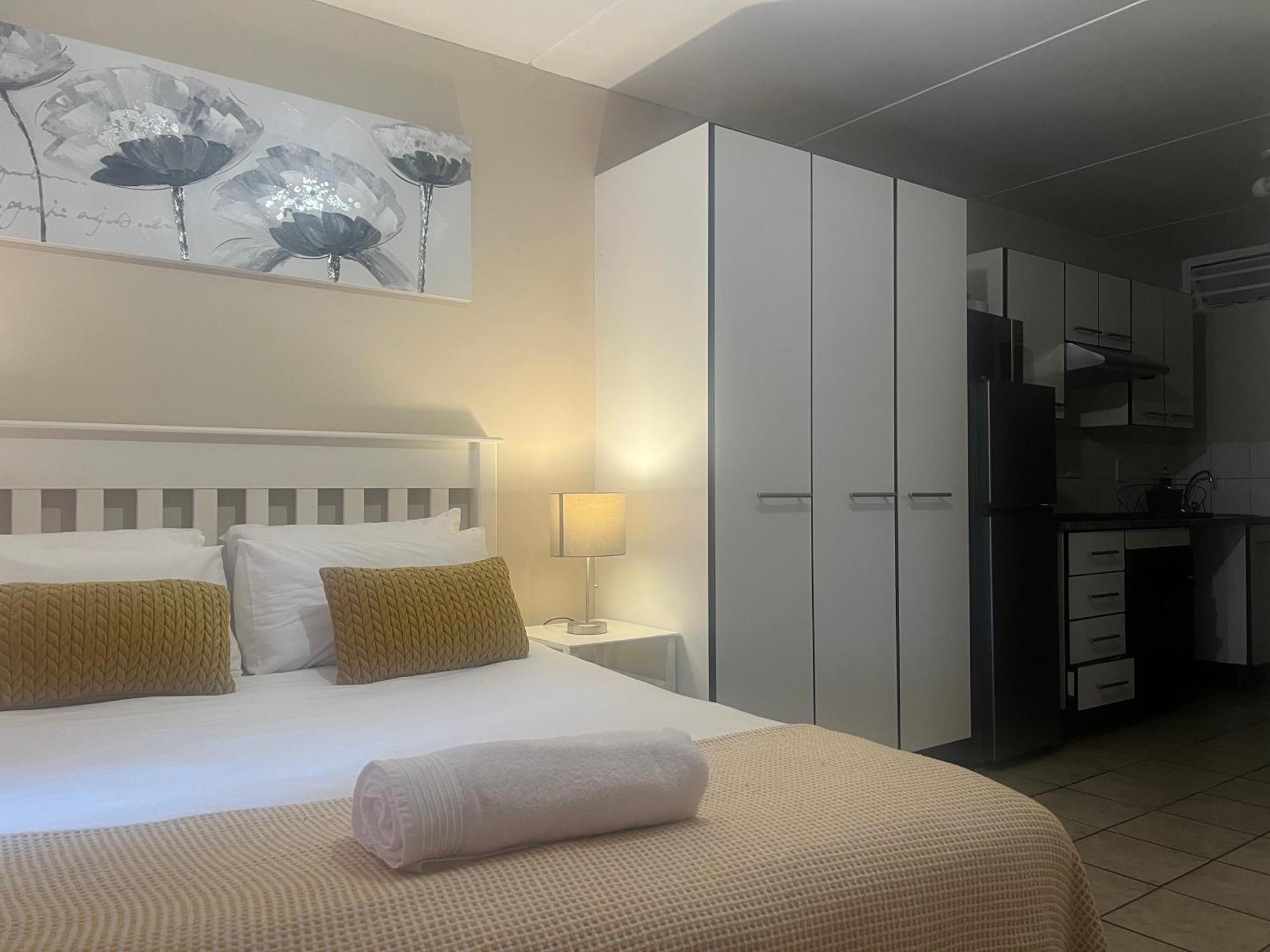 Smart And Cozy Studio With Netflix And Showmax Pretoria-Noord Eksteriør bilde