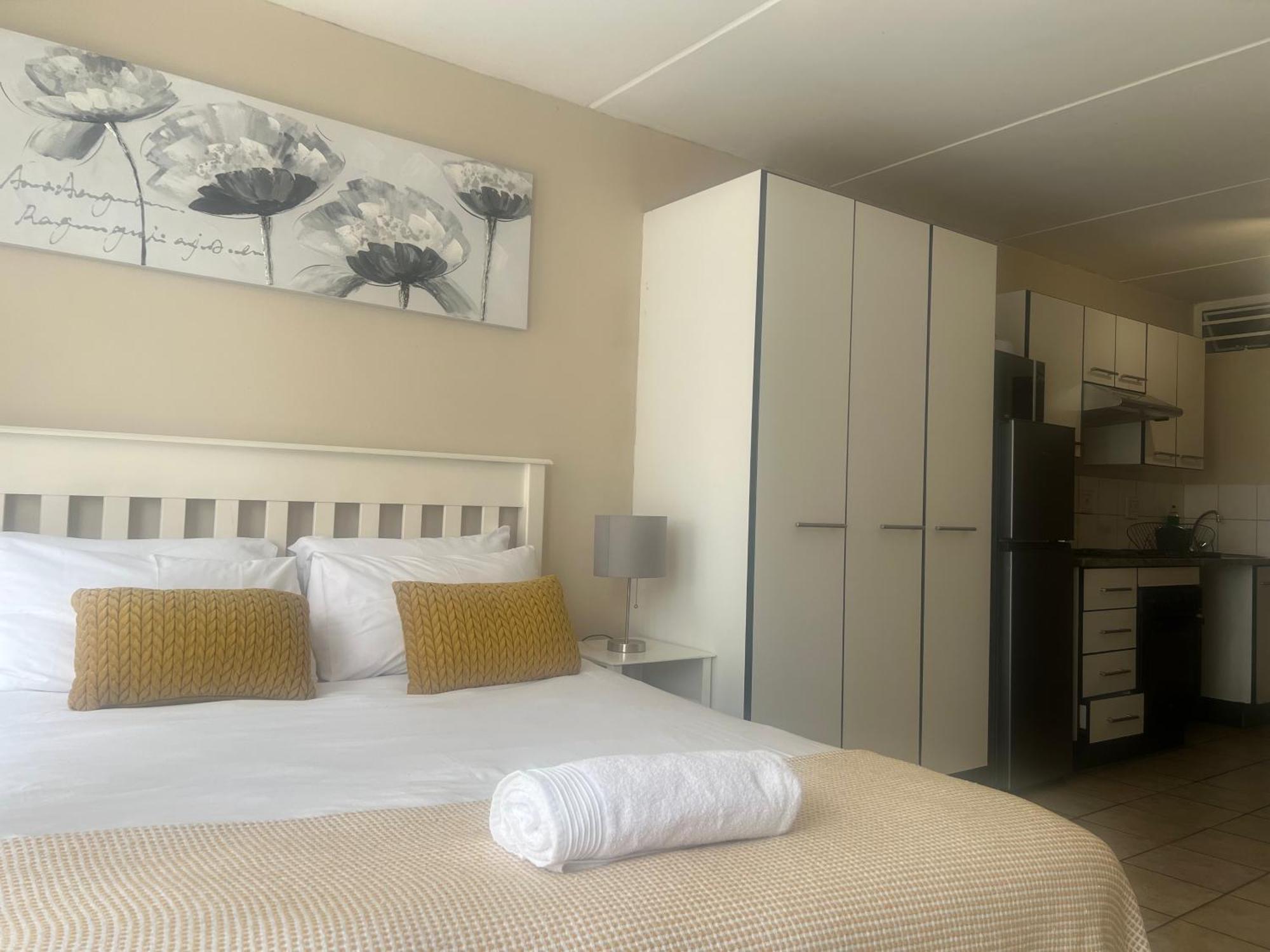 Smart And Cozy Studio With Netflix And Showmax Pretoria-Noord Eksteriør bilde